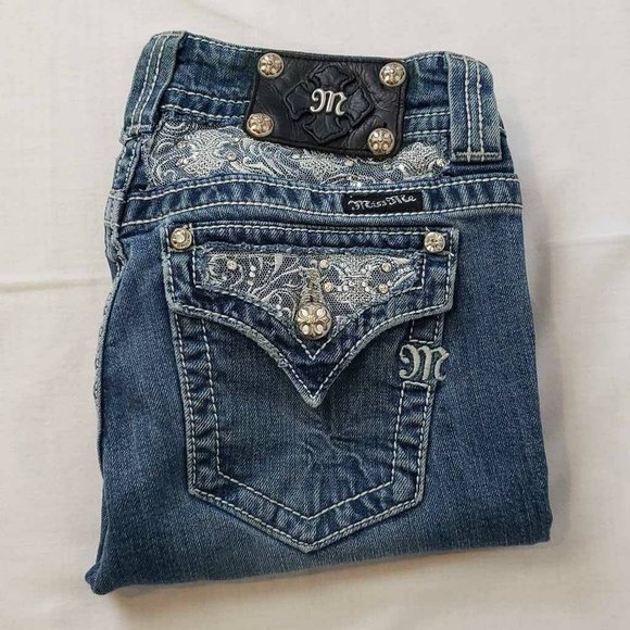 Miss Me Womens Capri Jeans Blue Stretch Embroidered Medium Wash Low Rise 28 - Picture 9 of 12